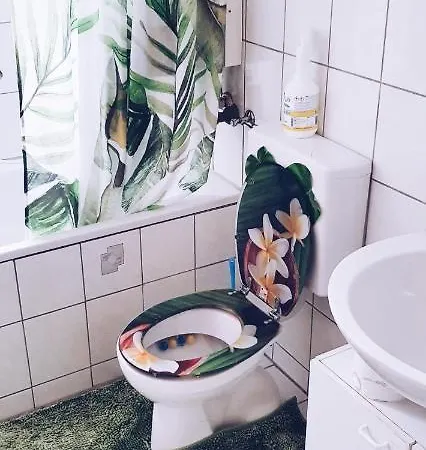 To Δωμάτια σε οικογενειακή κατοικία Wernau