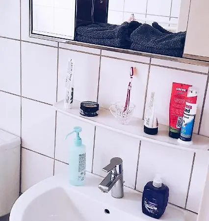 To Δωμάτια σε οικογενειακή κατοικία Wernau